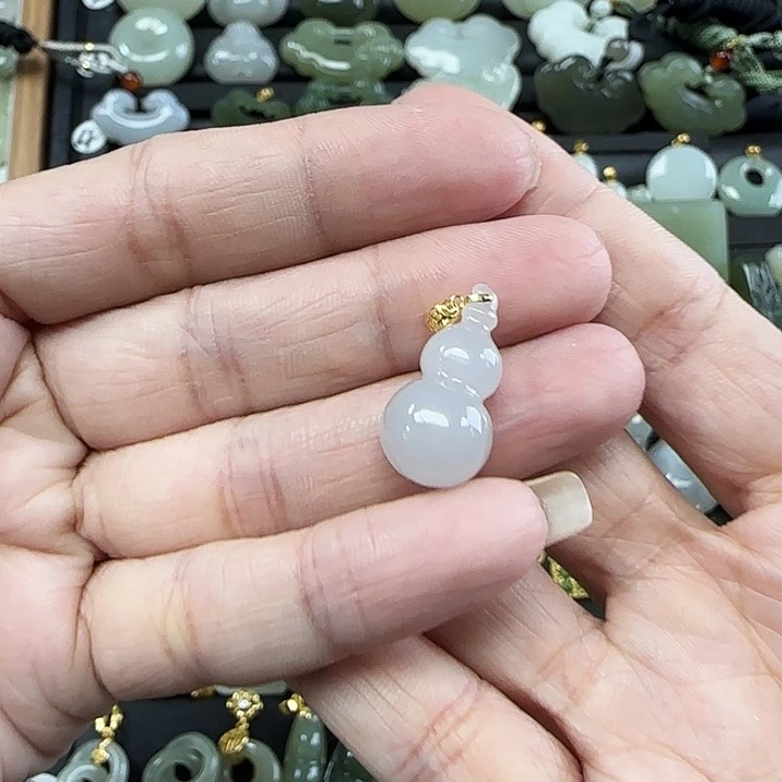 和田玉18K金镶嵌吊坠(不含链)