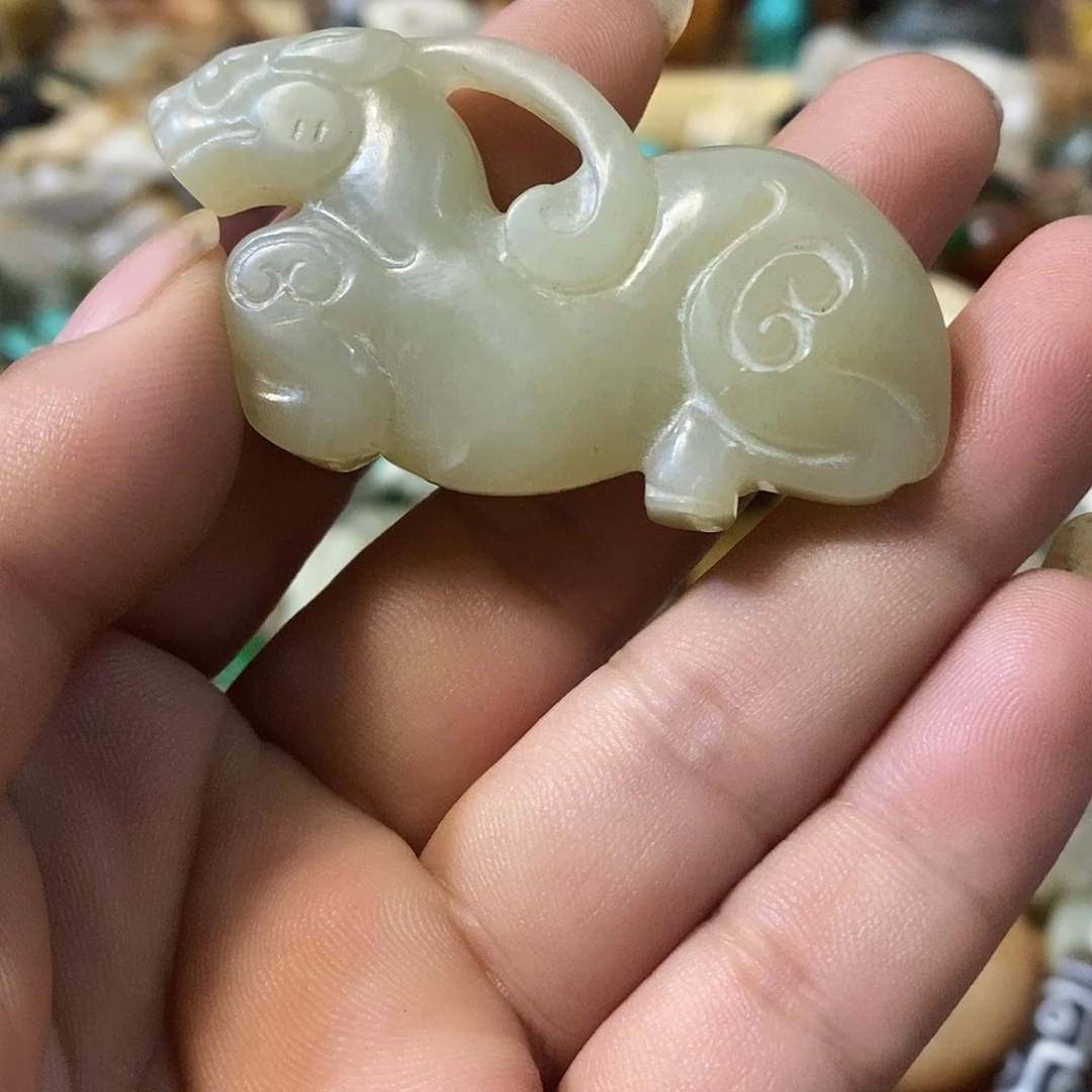 和田玉（糖玉）未镶嵌挂件