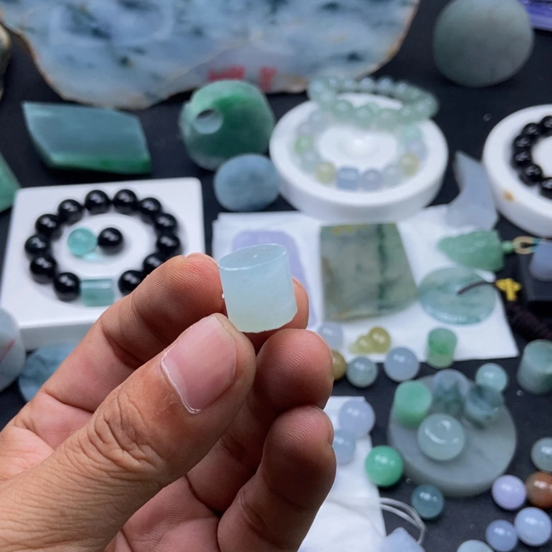 墨***祈定制翡翠未镶嵌定制