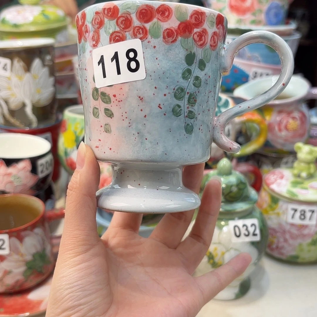 瓷片兔兔好可爱呀打