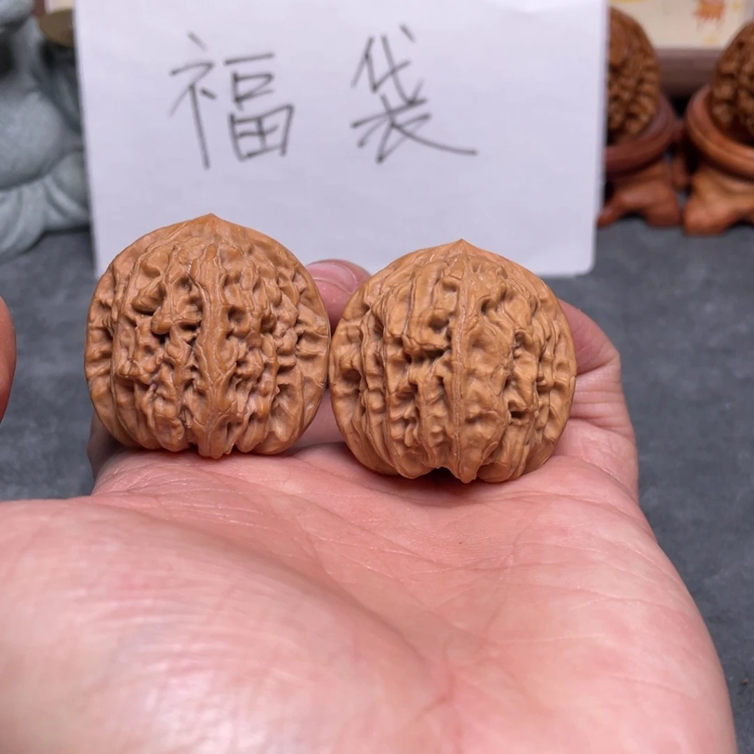 文玩核桃吊坠约**帅福利微修龙脉