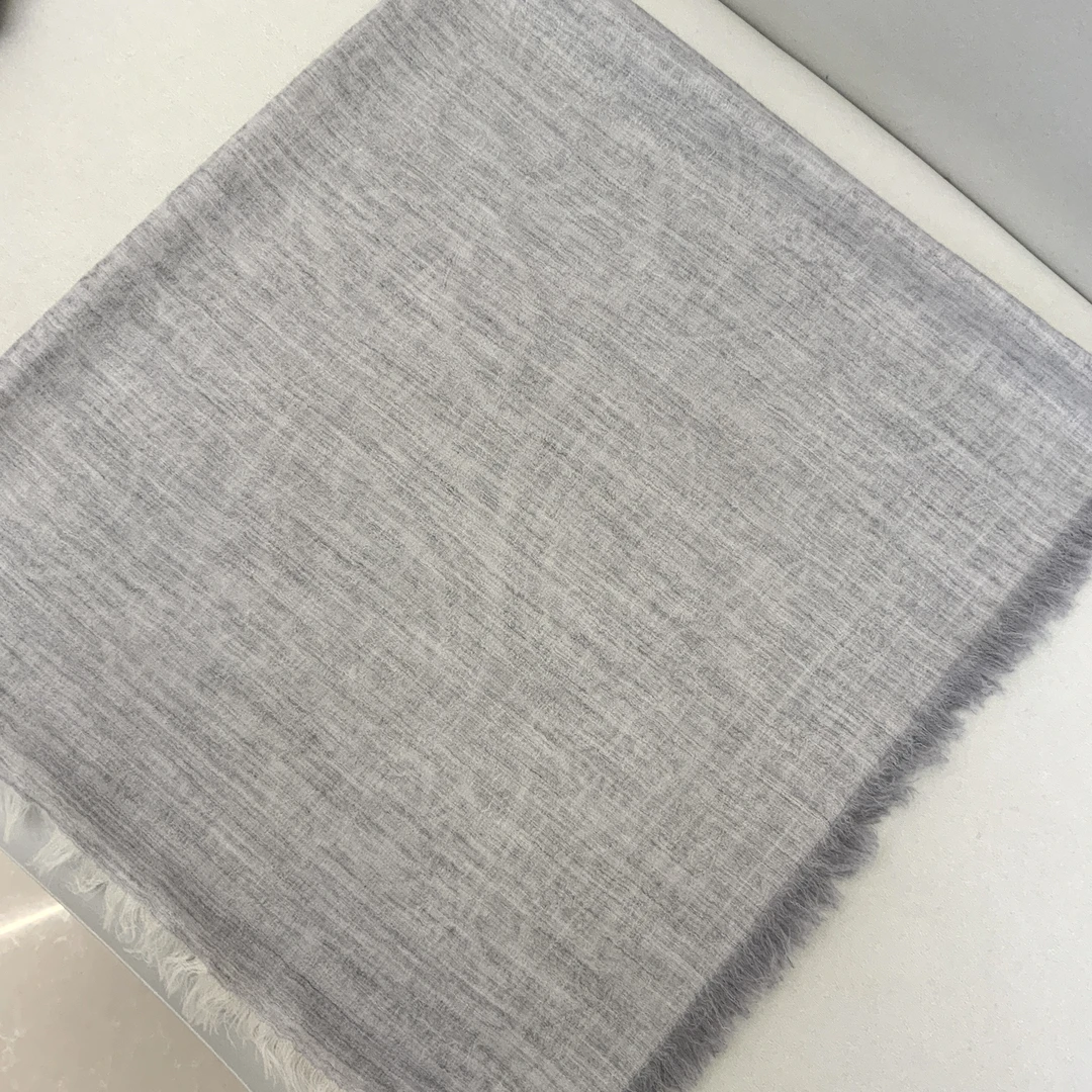 85提花戒指绒方巾时尚百搭羊绒保暖休闲柔软