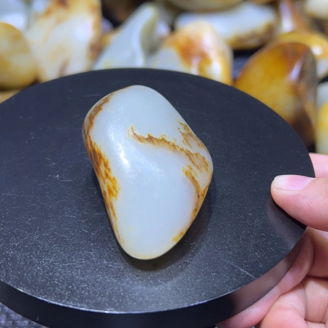 和田玉（子料）未镶嵌颈饰86克