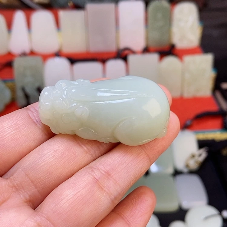 【闪购商品】颈饰未镶嵌和田玉