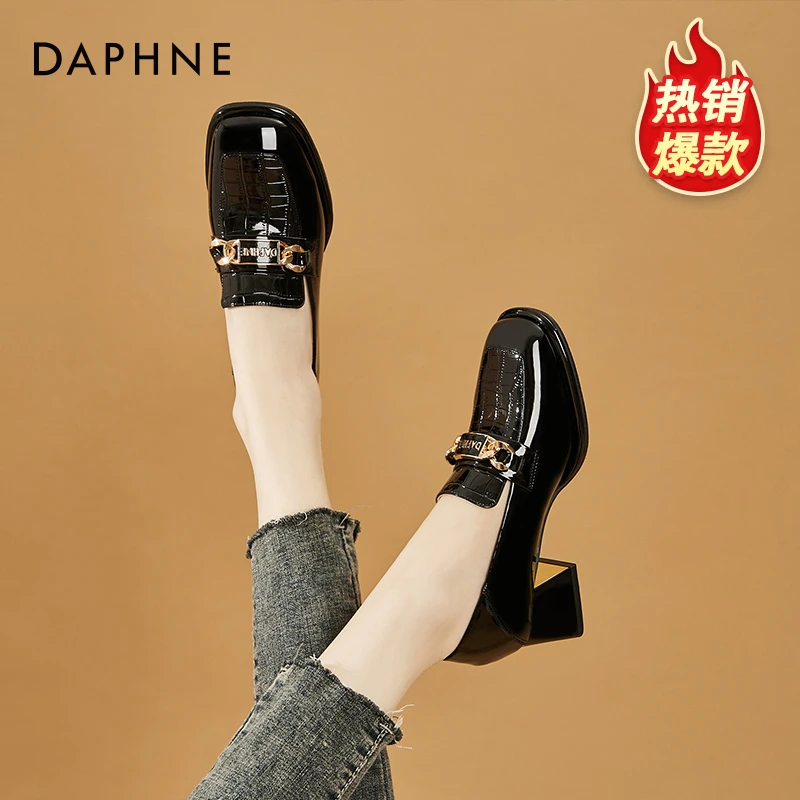 达芙妮春秋真皮英伦风粗跟小皮鞋2025年女鞋方头通勤高跟鞋单鞋子
