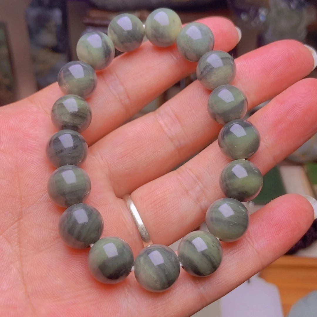 和田玉（糖玉）手镯未镶嵌3**度