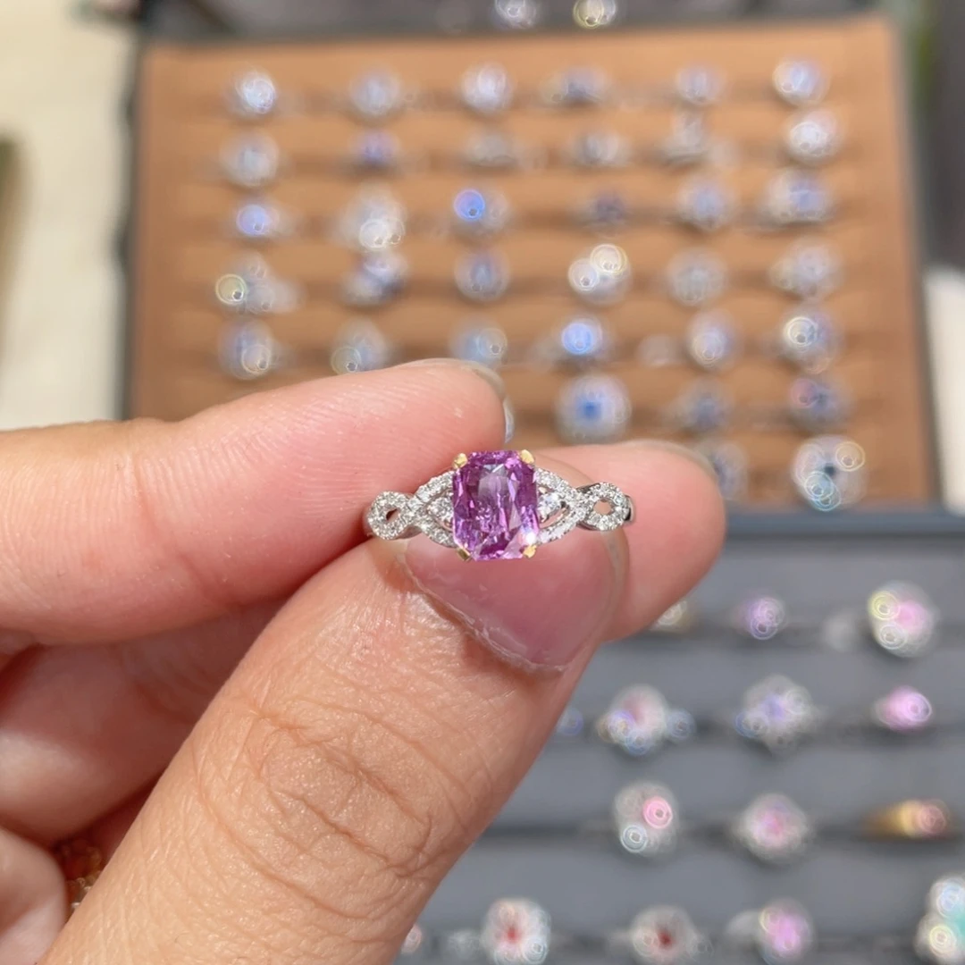 彩色蓝宝石戒指18K金镶嵌1.05ct 无烧