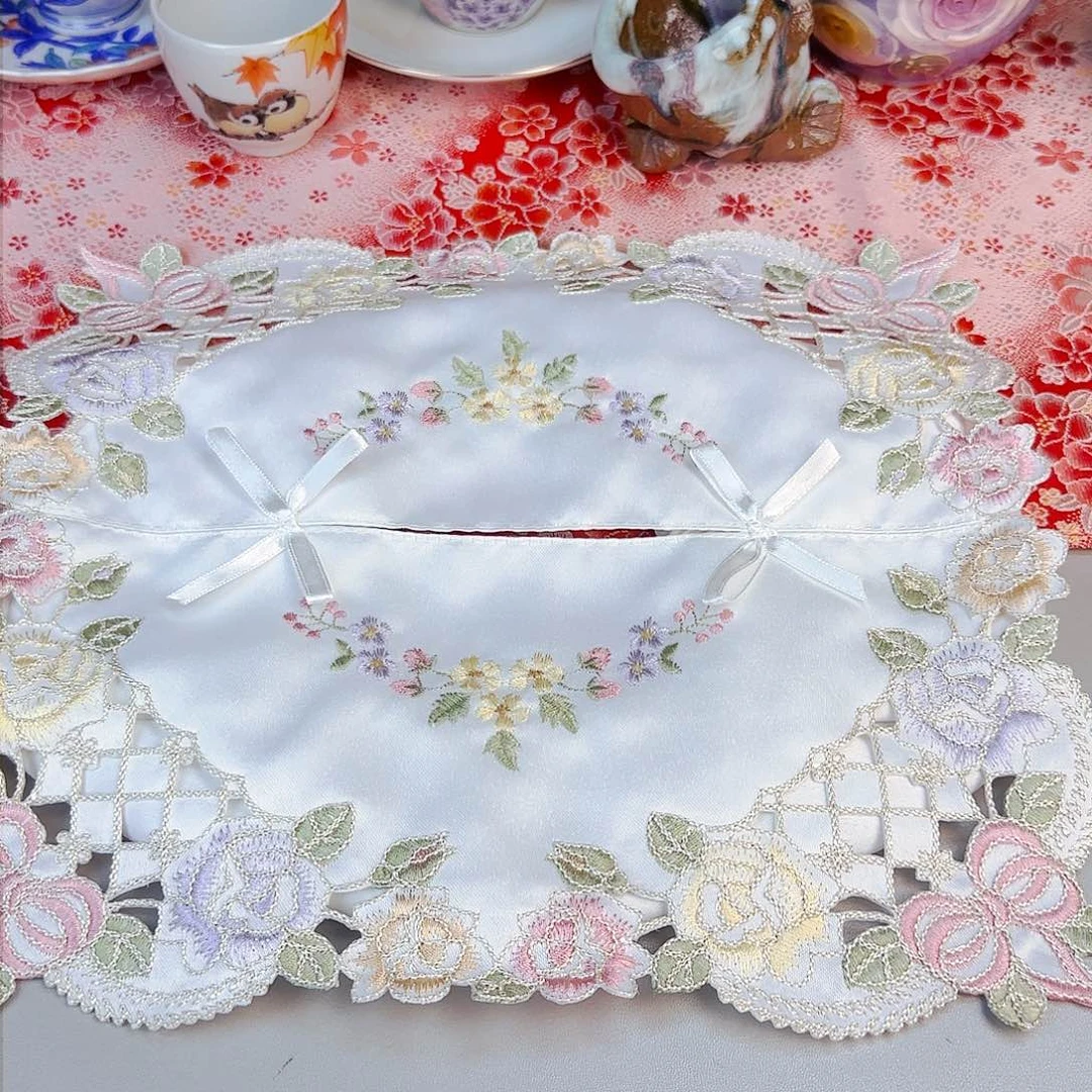 他家茶具瓷器真美！