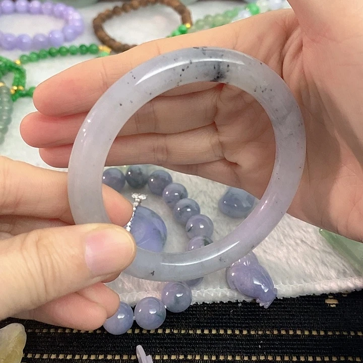 翡翠未镶嵌手镯冰乌鸡手镯55