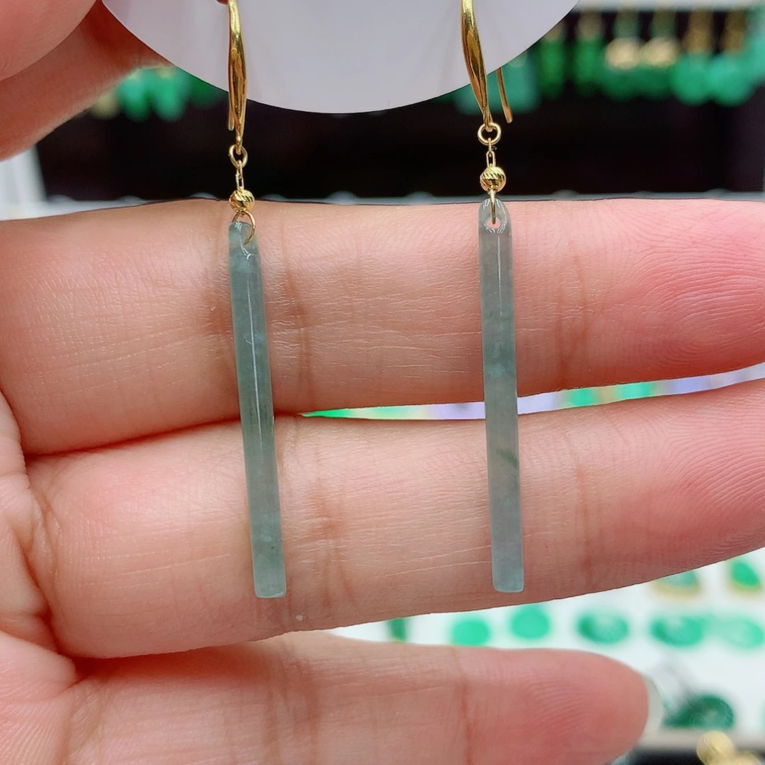 翡翠18K金镶嵌耳饰