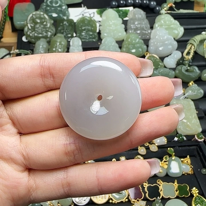 颈饰未镶嵌和田玉坐****星