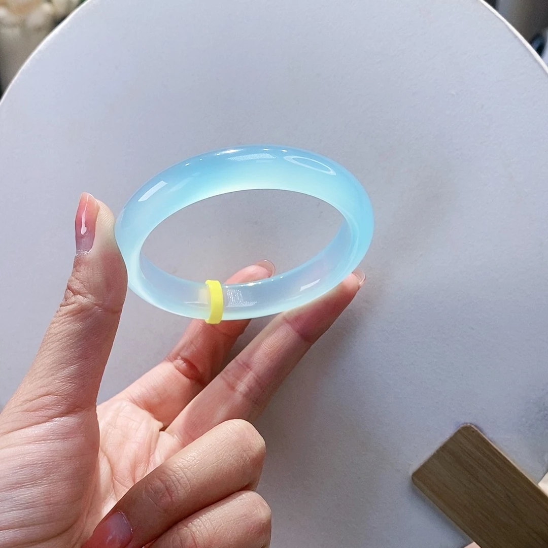 手镯玛瑙/玉髓未镶嵌56