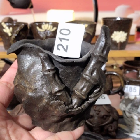 木有一点点的小姐姐