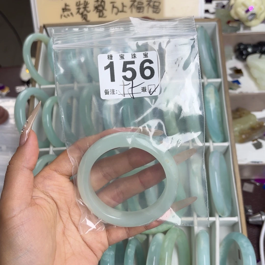 未镶嵌蛇纹石玉手镯超****龙