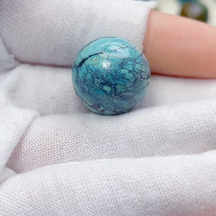 绿松石未镶嵌饰品