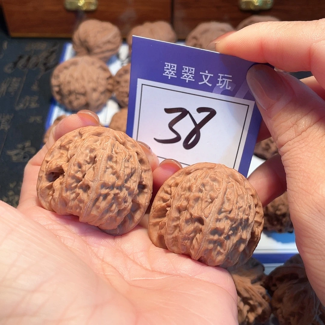 把件桃核38号全品白狮子4.0