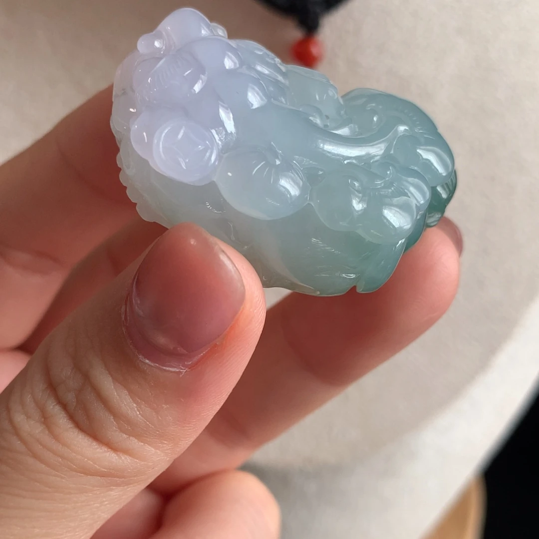 翡翠未镶嵌吊坠(赠链)翡翠