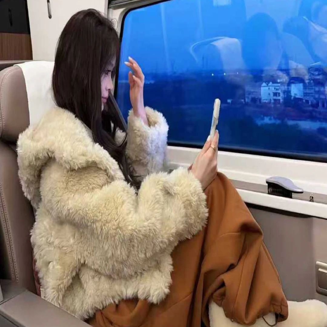 连帽托斯卡纳毛一体外套冬宽松加厚韩系可爱