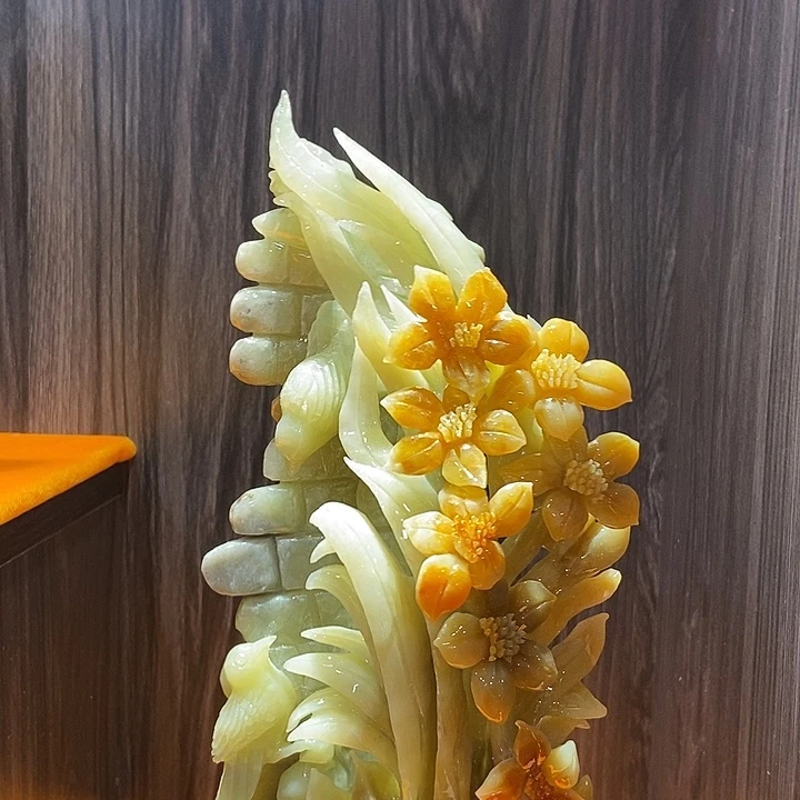 蛇纹石玉（覆膜）合金珠宝奇石