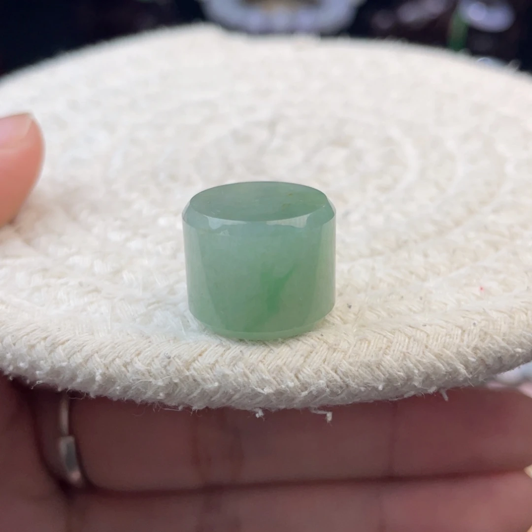 散珠翡翠特色飘金丝绿洒金卡16.7-13.2mm