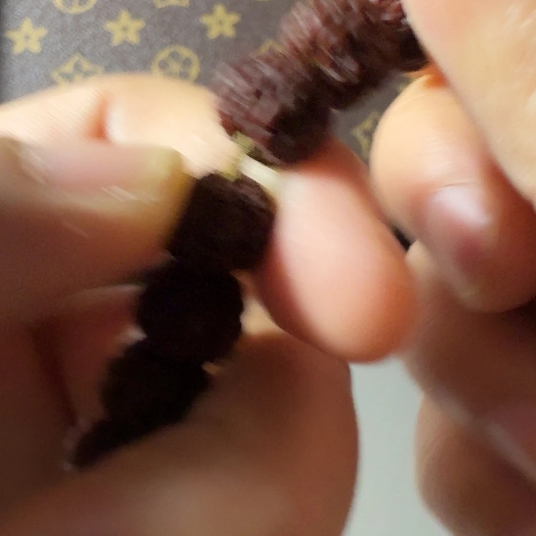 莫***离金刚菩提吊坠平细手持