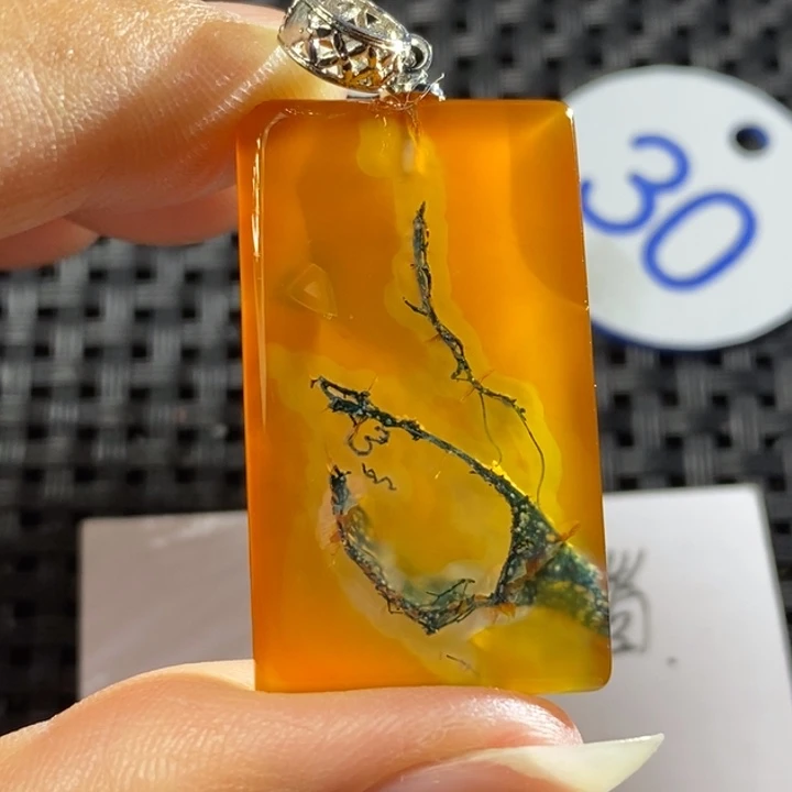 未镶嵌颈饰玛瑙/玉髓新*点