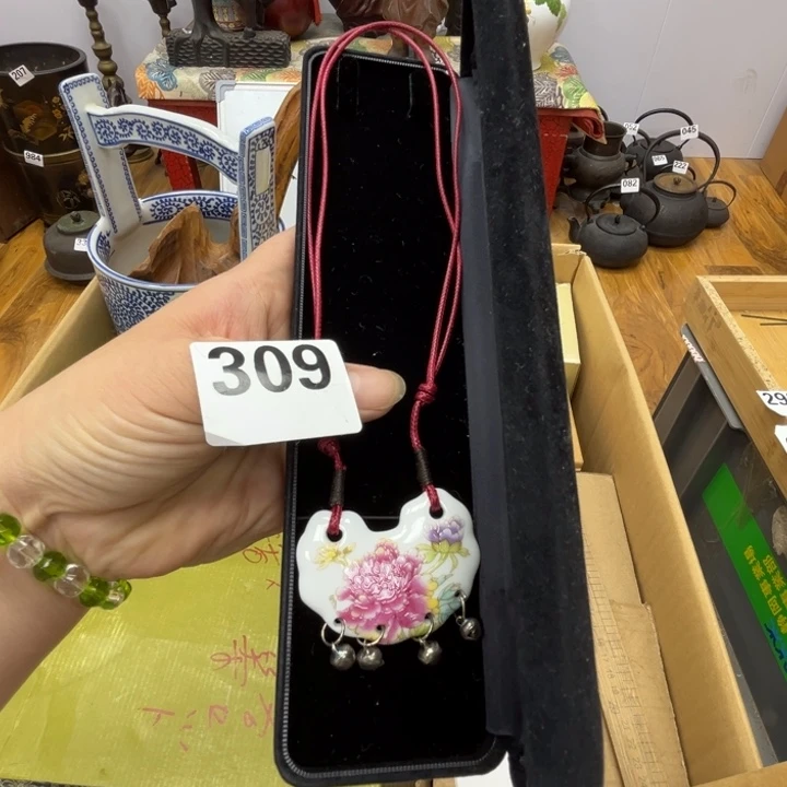 瓷片呀工艺品摆件瓷器摆件正能量