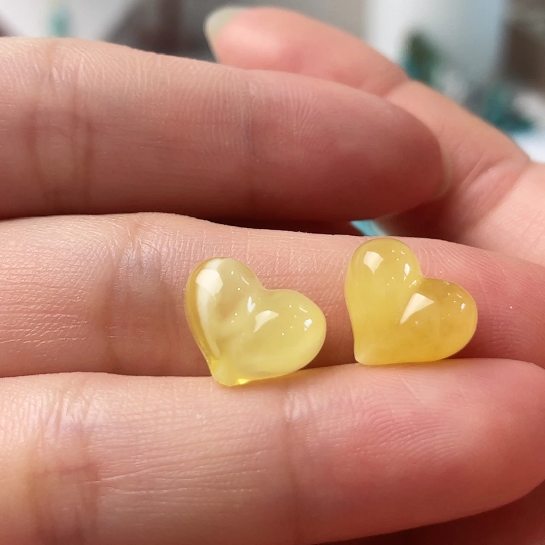 南红玛瑙配饰未镶嵌