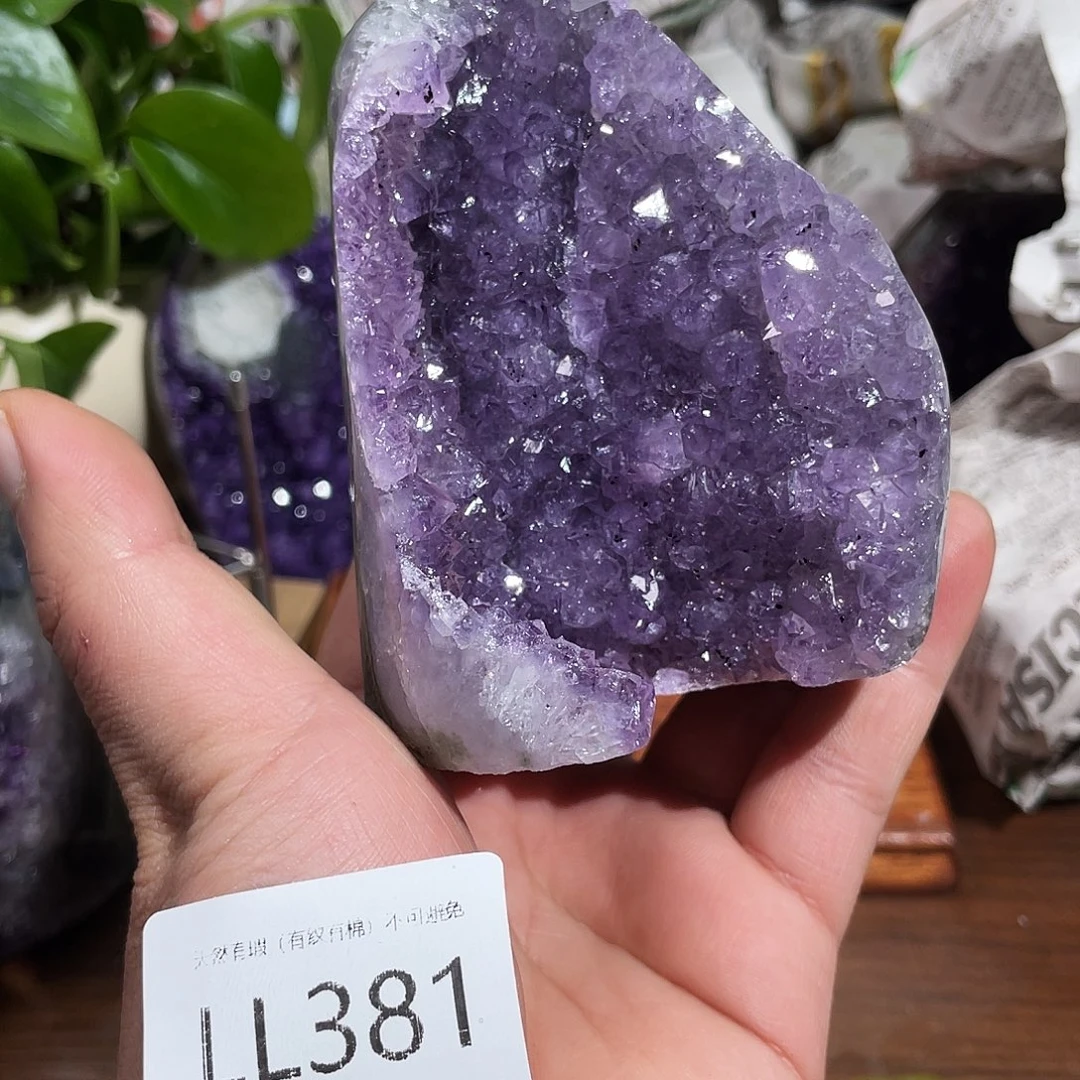 水晶大型摆件（非配饰）未镶嵌