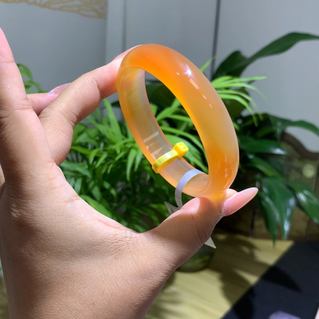 玛瑙/玉髓未镶嵌手镯锦鲤宽胎