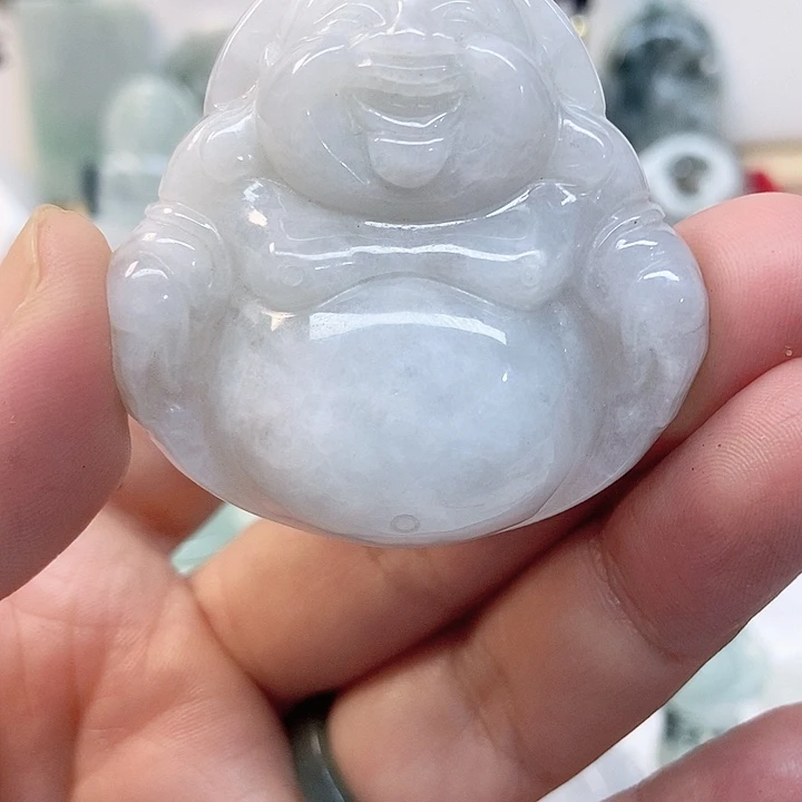 翡翠未镶嵌颈饰佛公