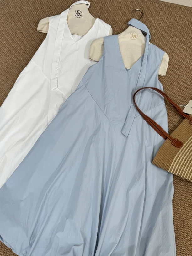 背心花苞裙设计感