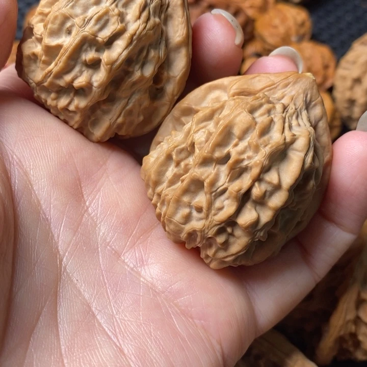 吊坠文玩核桃秦岭野生核桃