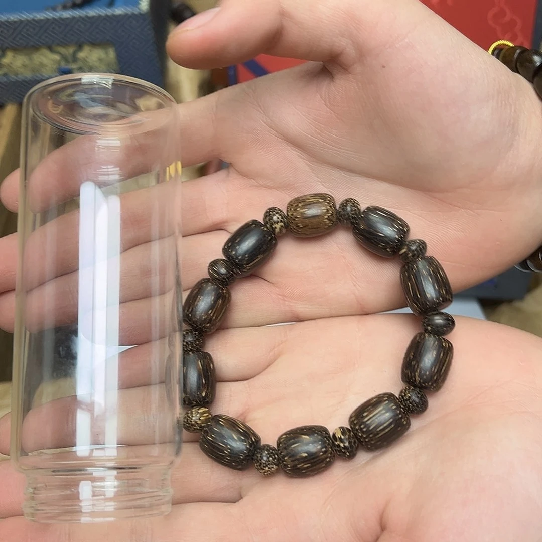 大叶紫檀（黑酸枝木类）