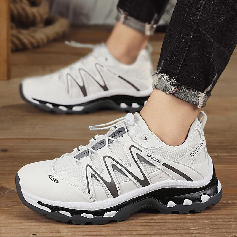 男鞋夏季透气网面男士户外防滑耐磨徒步登山鞋春秋上班工作劳保鞋