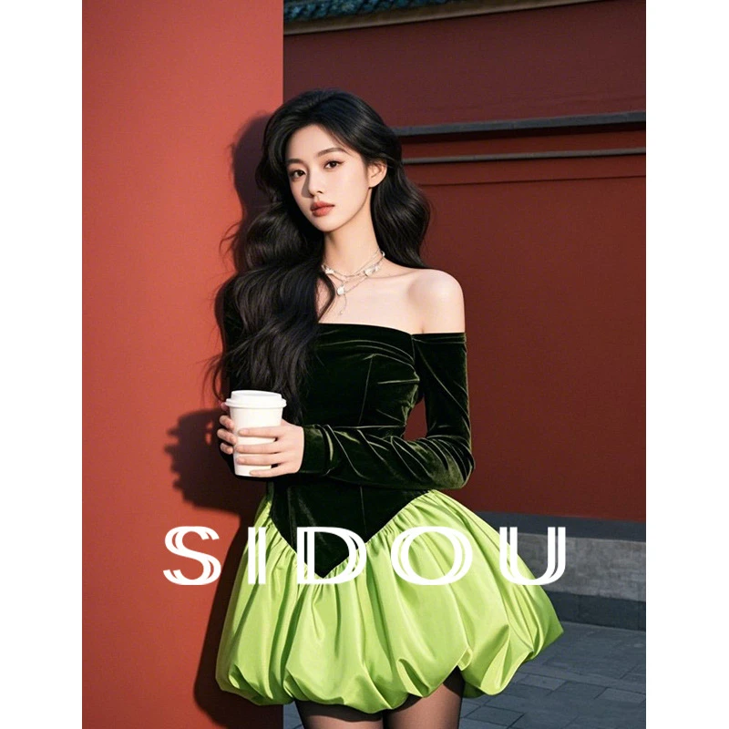 墨绿色拼接下摆丝绒连衣裙女2025新款秋冬miu里miu气穿搭礼服裙子