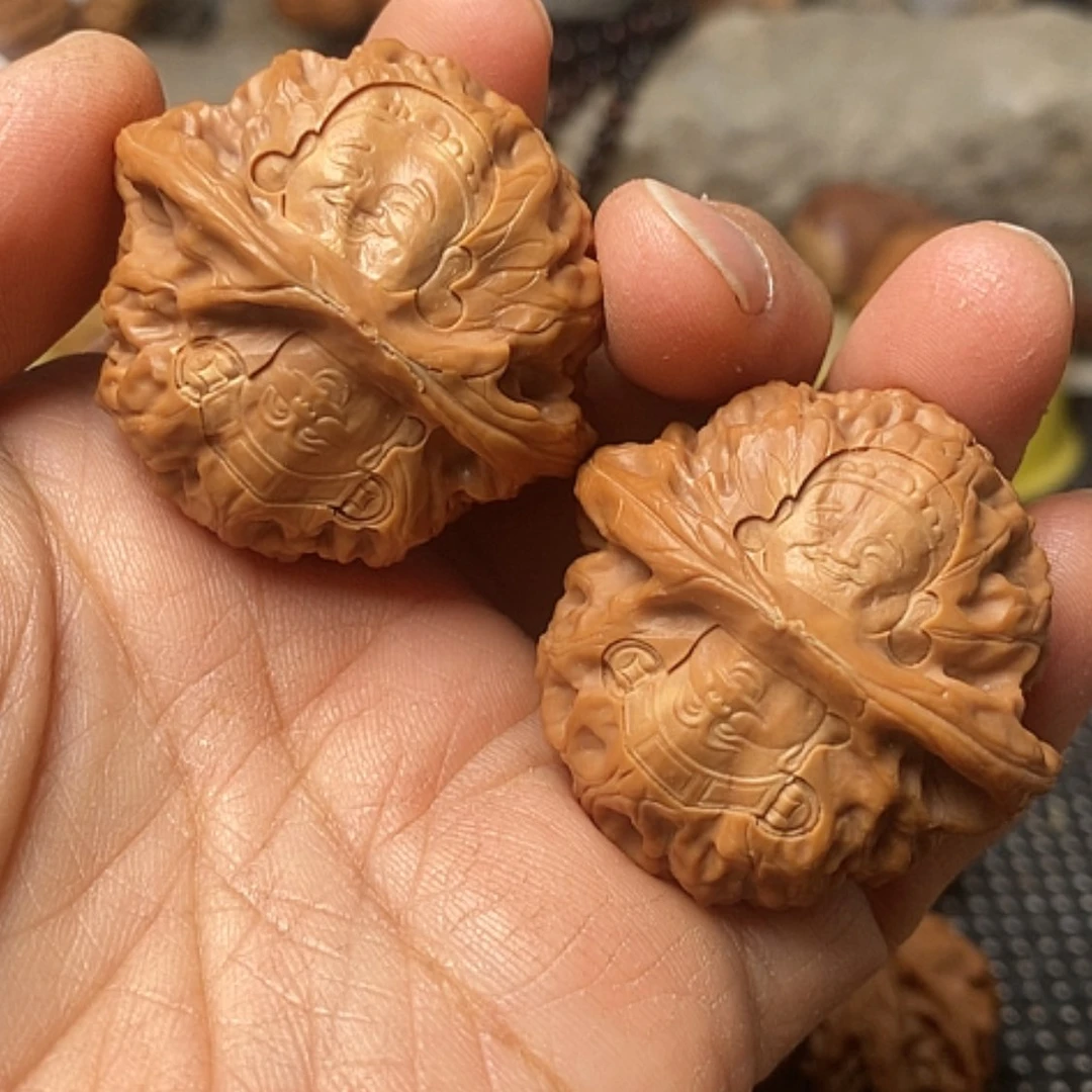 【闪购商品】把件文玩核桃雕刻宫灯