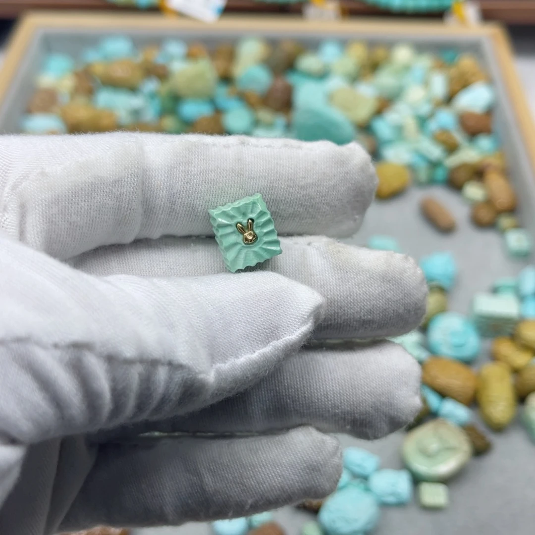 绿松石挂件未镶嵌