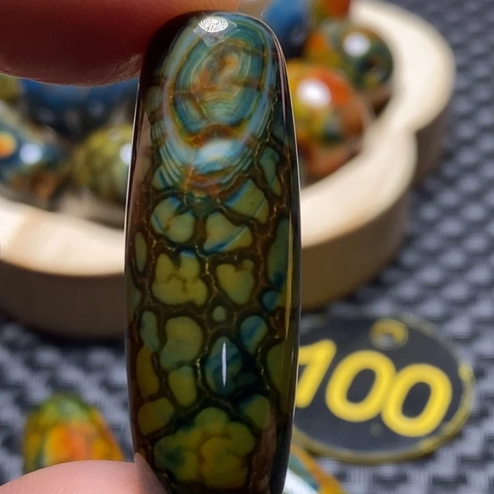 旭***升玛瑙/玉髓未镶嵌颈饰