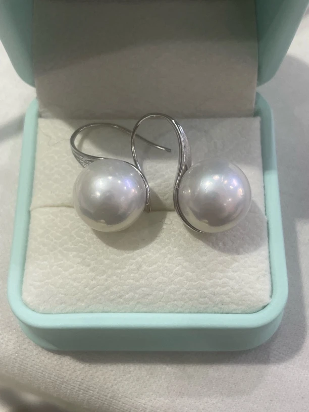 13-14mm淡水高跟鞋耳饰