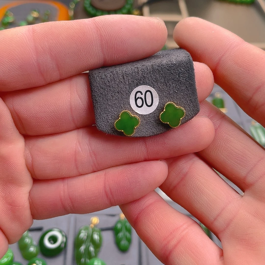 和田玉（碧玉）耳饰18K金镶嵌清*60