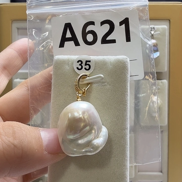 合成立方氧化锆合金