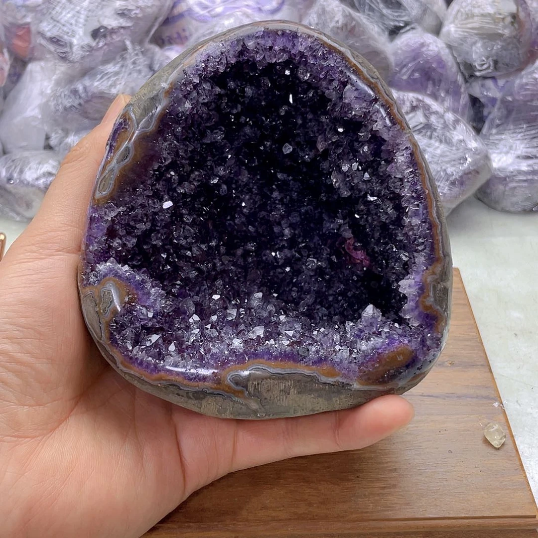 紫晶大型摆件（非配饰）未镶嵌