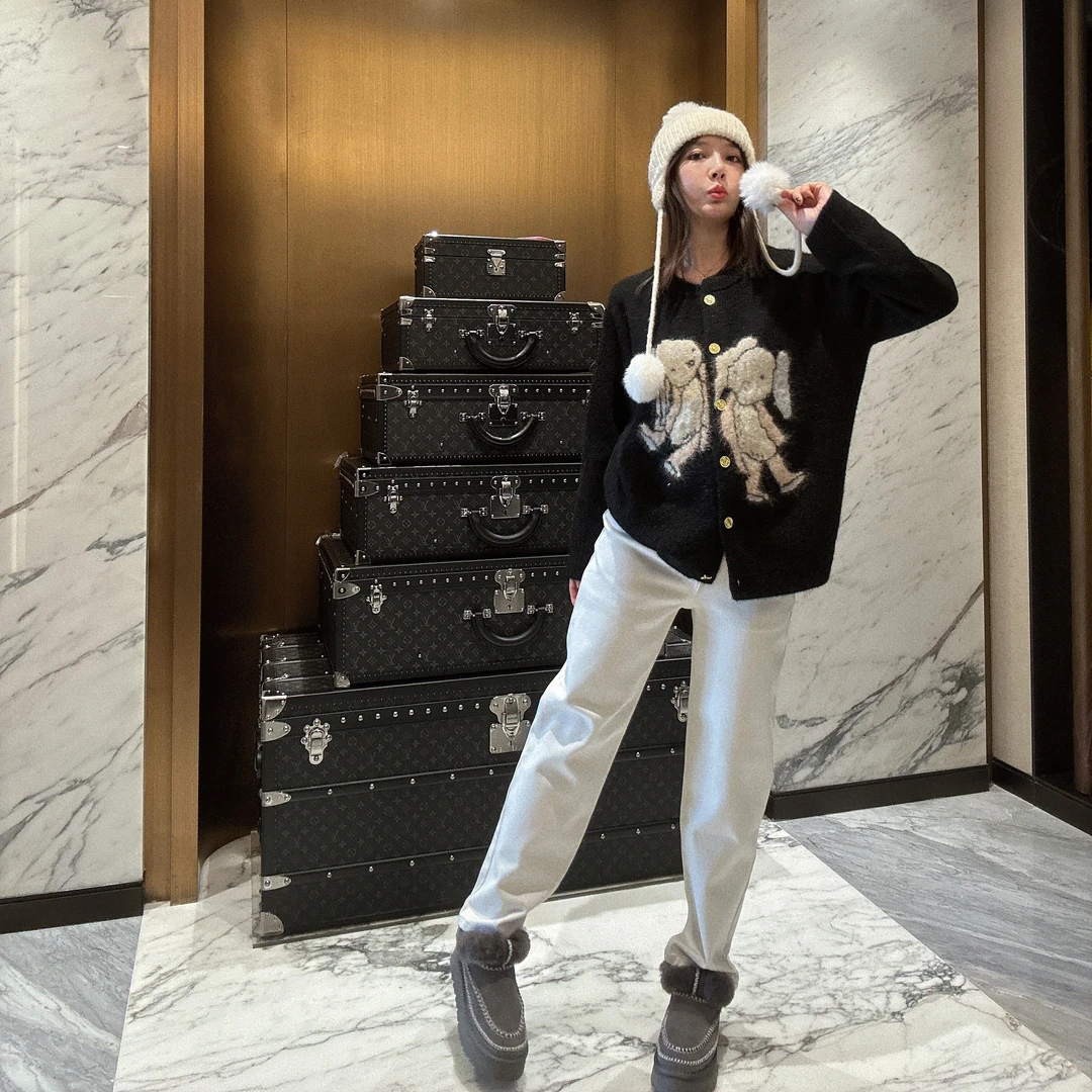 BETTER JOELAY -加绒【杏仁椰奶】莱赛尔时尚休闲直筒牛仔裤JG9722