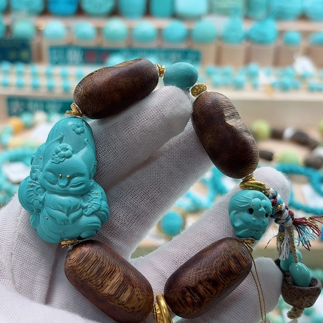 绿松石未镶嵌珠宝奇石