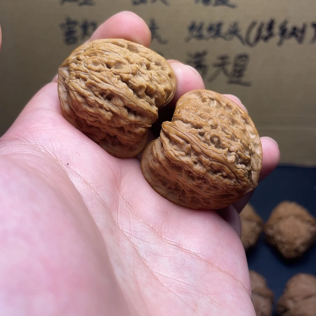 文玩核桃把件承德密文