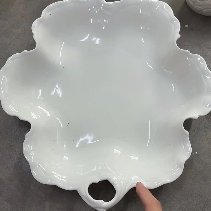 碟微瑕介意勿拍……1个