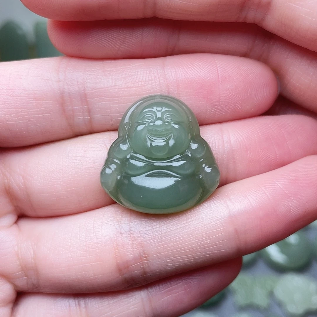 和田玉未镶嵌挂件?