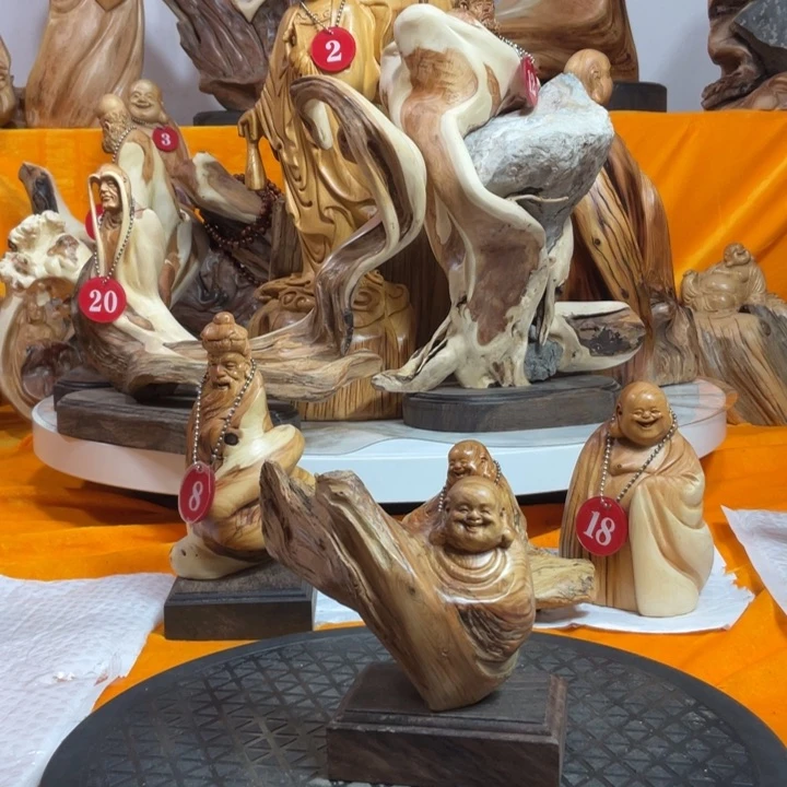 柏木（崖柏）崖柏  弥勒