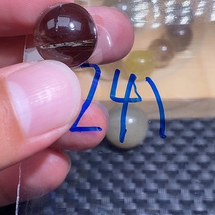 y***虎未镶嵌手链发晶天然水晶手串
